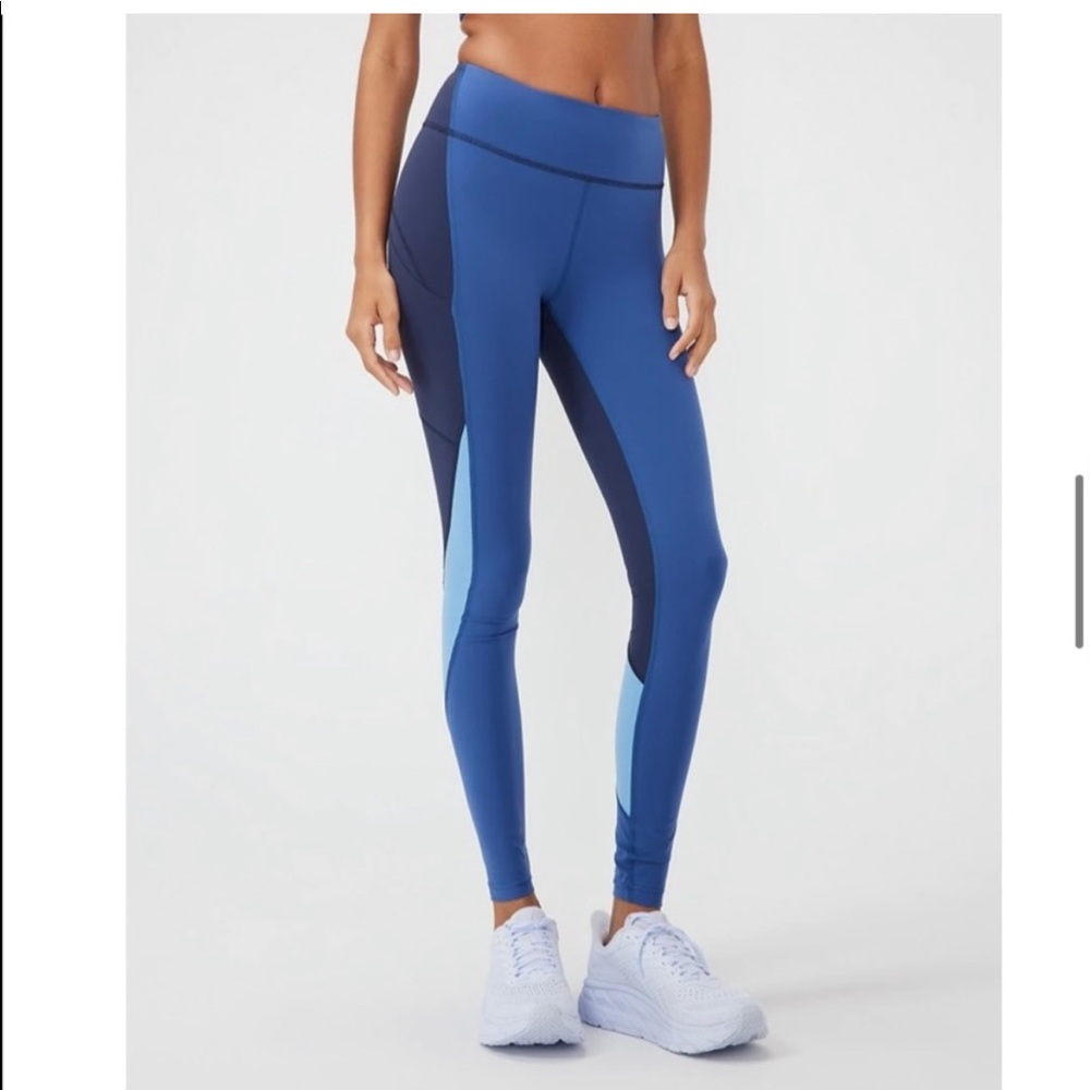 Outdoor voices zoom full length legging NWT